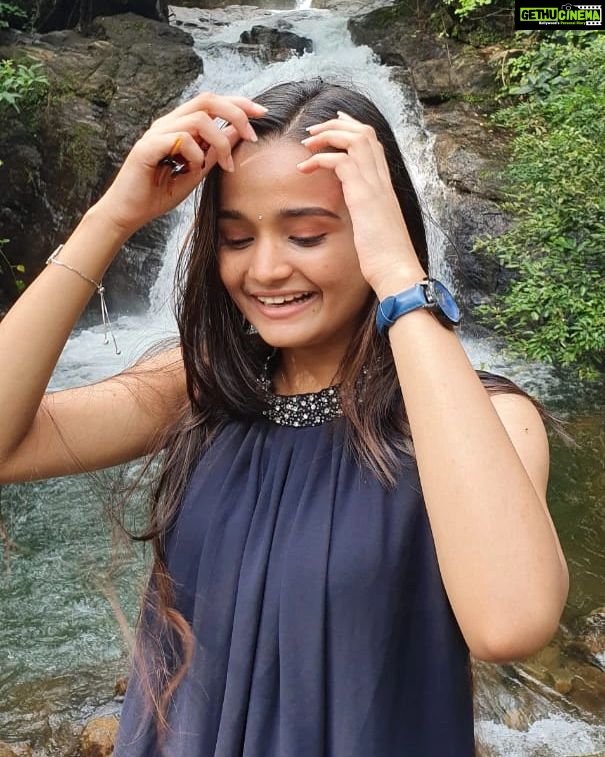 Meenakshi Anoop Instagram - Fall in love with water falls 🐢.....🐇