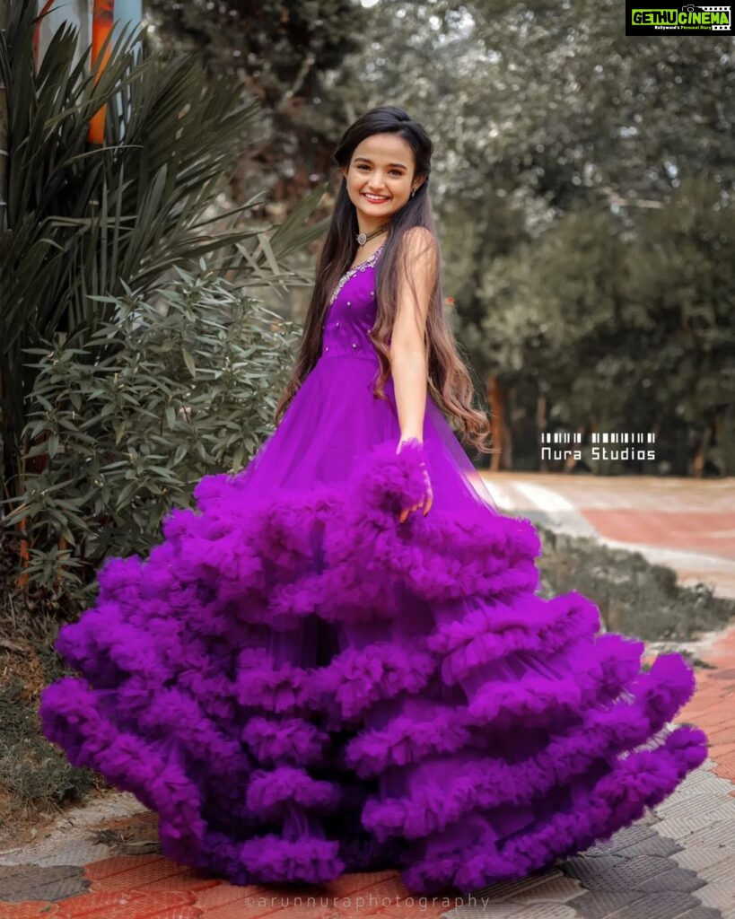 Meenakshi Anoop Instagram - Violet or purple🦋 Stylist and designer : @doms.2010 Costume: @nova_fashion_boutique_by_brind Jewellery: @anokhi_priyakishore Photography: @nura_stories