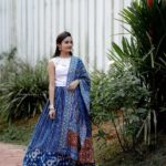 Meenakshi Anoop Instagram - No captions is today's caption😁 Stylist and designer : @doms.2010 Costume: @swapnamanthra jewellery: @anokhi_priyakishore Photography: @amalshajiphotography Hair styleing :@rathybaiju