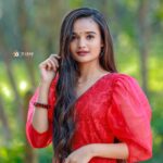 Meenakshi Anoop Instagram - Christmas week ❄️🎅🎄🎁 Stylist : @doms.2010 Click:@3leaf_photography Costume: @threadnneedle_official
