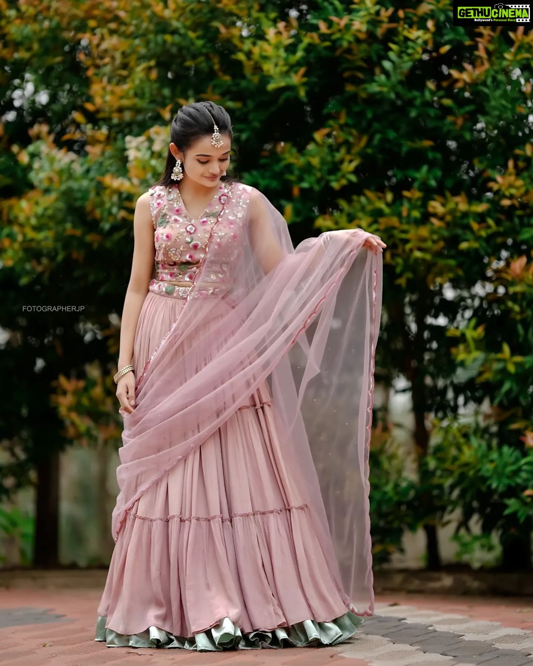 Meenakshi Anoop Instagram - Sandy cheeks🐇 Stylist and designer : @doms.2010 Costume: @trose_by_isabella jewellery: @anokhi_priyakishore Hair: @rathybaiju_mua Photography: @FOTOGRAPHERJP #model #travel #f #cute #followers #beauty #likeforlike #tiktok #comment #trending #photographer #lifestyle #viral #explore #music #motivation #photoshoot #instamood #instapic #girl #quotes #selfie #naturephotography #memes #inspiration #explorepage #k #makeup