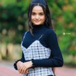 Meenakshi Anoop Instagram - Retro🍒 Stylist and designer : @doms.2010 Costume: @western_lady_ Jewellery: @anokhi_priyakishore Photography: @3leaf_photography