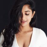 Meera Jasmine Instagram - Be more of you and less of them 🤍 📸 @raoulxv #LoveForWhite #Denims #TuesdayThoughts #ShootDiaries #OnwardsAndUpwards #MeeraJasmine #MJ