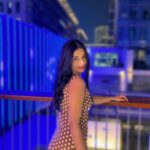 Meera Jasmine Instagram - Connect the dots your own way 🤎🤍 #PolkaDot #Polka #MondayMood #MondayVibes #OnwardsAndUpwards #MJ #MeeraJasmine