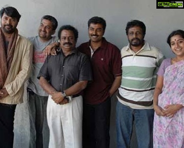 Meera Jasmine Instagram - Some performances and some characters cut through deep into the unexplored spaces of your being and create a forever nothing can alter. Shyamaprasad sir’s ‘Ore Kadal’ will always be one such journey that gave me a precious opportunity to witness the inimitable craft of the actor par excellence, Mammookka. One of his finest and timeless performances in his illustrious career, this project gave me a once in a lifetime opportunity to be up close and personal with some of the most unique talents on and off screen. Thank you Mammookka, for being the Nathan to my Deepthi. All love for all the meaningful things ahead 💖✨ #Tbt #ThrowbackThursday #OreKadal #Shyamaprasad #Mammootty #Narein #Memories #MalayalamCinema #OnwardsAndUpwards #MJ @shyamaprasad @mammootty @narainraam