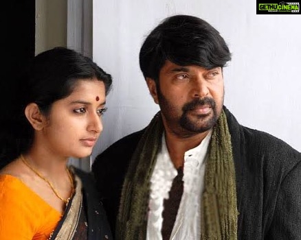 Meera Jasmine Instagram - Some performances and some characters cut through deep into the unexplored spaces of your being and create a forever nothing can alter. Shyamaprasad sir’s ‘Ore Kadal’ will always be one such journey that gave me a precious opportunity to witness the inimitable craft of the actor par excellence, Mammookka. One of his finest and timeless performances in his illustrious career, this project gave me a once in a lifetime opportunity to be up close and personal with some of the most unique talents on and off screen. Thank you Mammookka, for being the Nathan to my Deepthi. All love for all the meaningful things ahead 💖✨ #Tbt #ThrowbackThursday #OreKadal #Shyamaprasad #Mammootty #Narein #Memories #MalayalamCinema #OnwardsAndUpwards #MJ @shyamaprasad @mammootty @narainraam
