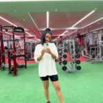 Meera Jasmine Instagram – All progress lies beyond your comfort zone 💖🦋

#MindfulMonday #MondayMood #MondayMotivation #GymLife #LifeStyleGoals #FitnessGoal #WellnessAndCalm #gym #fitness #gym  #OnwardsAndUpwards #MJ