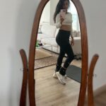 Meera Jasmine Instagram - Today,let’s talk to ourselves like as to someone we love 🤍🫶 #MondayMood #MondayMotivation #FitnessAndHealthJourney #MindfulMonday #OnwardsAndUpwards #MJ #MeeraJasmine