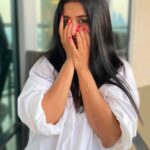 Meera Jasmine Instagram - Peekaboo 🦋💕 #Peekaboo #FindYourLaughter #OnwardsAndUpwards #MJ #MeeraJasmine