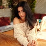 Meera Jasmine Instagram - Clarity is power 💥 Photography : @rahuljhangiani Styling : @soodpranav @sanya_sheth Makeup and hair : @jazmin_lois_rodriguez #ShootDiaries #MondayMood #MondayMotivation #OnwardsAndUpwards #MJ #MeeraJasmine
