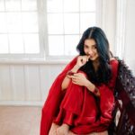 Meera Jasmine Instagram - In your light I learn how to love ♥️ Rumi ♾️ 📸 @arunvaiga 🎨 @unnips #Red #ValentinesDay #AllThingsLove #OnwardsAndUpwards #MJ #MeeraJasmine