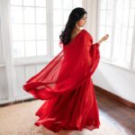 Meera Jasmine Instagram - In your light I learn how to love ♥️ Rumi ♾️ 📸 @arunvaiga 🎨 @unnips #Red #ValentinesDay #AllThingsLove #OnwardsAndUpwards #MJ #MeeraJasmine