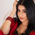 Meera Jasmine Instagram - In your light I learn how to love ♥️ Rumi ♾️ 📸 @arunvaiga 🎨 @unnips #Red #ValentinesDay #AllThingsLove #OnwardsAndUpwards #MJ #MeeraJasmine