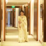 Meera Jasmine Instagram - Looking at life from all angles possible ✨ 📸 @arunvaiga 🎨 @tinu_peter #GoldenLight #GoldenHour #JourneyInward #OnwardsAndUpwards #MJ #MeeraJasmine