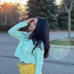 Meera Jasmine Instagram - Finding magic in the music of the winter breeze and the silence of the sun ❄️♾️❄️ Sending love and light 💎 #ChristmasEve #FaithAndMagic #NatureChild #OnwardsAndUpwards #MJ #MeeraJasmine