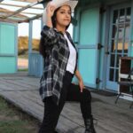 Meera Jasmine Instagram - The irresistible charm of resilience… strength and determination 🐎 #JourneyInward #SelfMusings #OnwardsAndUpdwards #MJ #MeeraJasmine