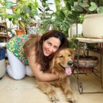 Megha Dhade Instagram – Let the good times roll.
Yummy food, Great Talks with 
@meghadhade ❤️ and loads of hugs from Leo my fav🐶
.
.

#TejaswiniLonari #MeghaDhade #Bonding #Friends #goodtalk #doglovers #animallover #leo #hugs #besties#actors #instagood #instagram #foodie #photography #fun #love #lifestyle Mumbai – मुंबई