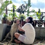 Mimi Chakraborty Instagram – Thats my 🌍 🐕 🪴

@chickoomax