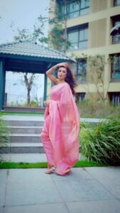 Mimi Chakraborty Instagram -