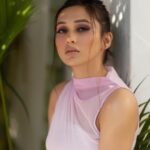 Mimi Chakraborty Instagram -