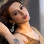 Mimi Chakraborty Instagram - Musts🥰 🎥