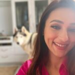 Mimi Chakraborty Instagram – Today i am🌸🌷
Happy wala sunday