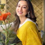 Mimi Chakraborty Instagram - Bcoz…. Saraswati pujo🥻 #happysaraswatipuja