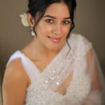 Mirnalini Ravi Instagram – I’m half Flowers 🥀half Flaws 🦢 

@dhanush__photography @archana.karthick @deepz_beautyjourney @vama_moirangthem