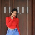 Mirnalini Ravi Instagram – “Let everything you do be done in love”
Happy Easter 🐣 ♥️

Pc @sanjai_sukumar06