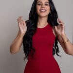 Mirnalini Ravi Instagram - Happy Valentines day my people❤️ Today is about Love, not if you have a partner or not ! So love yourself more than anyone could, Give yourself everything you want, Stay Whole,Loved & Happy 🫶🏻 Pc @artz_by_sathish @shiva_soundarrajan @kaviyaartistry_off