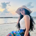 Mirnalini Ravi Instagram - Beach bum 🌊 @canareef #CanaReef #MaldivesTourism #Tourism #LoveMaldives #loveCanaReef#addu #visitmaldives The Maldives