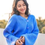 Mirnalini Ravi Instagram - Your Monday Blue’s 💙💛 PC @varuun.jpg