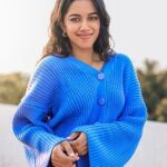 Mirnalini Ravi Instagram - Your Monday Blue’s 💙💛 PC @varuun.jpg
