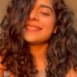 Mithila Palkar Instagram - Mujhe Tum Nazar Se #SingSongSaturday Aaj gustakhi ki hai yeh gaana gaane ki koshish karke. Uss ke liye maafi! 🙏🏻