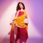 Mithila Palkar Instagram - Hieee 💖 Styled by @shreejarajgopal Assisted by @dhwanii.jain HMU @bhavyaarora Assisted by Pravin 📸 @shivamguptaphotography Outfit @anjanabohra_official Earrings @anmoljewellers Rings @karishma.joolry @silverstreakstore Bag @thepurplesack Footwear @fizzygoblet