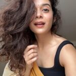Mithila Palkar Instagram - Happy ☀️ Day!