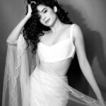 Mithila Palkar Instagram - #FBF with a #BnW 🤍