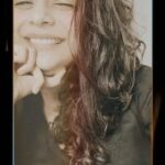 Mithila Palkar Instagram - तू तेव्हा तशी #SingSongSaturday Excuse my extremely untrained voice. Please 🙈