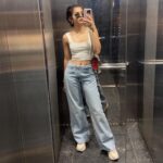 Mithila Palkar Instagram - I thought my liftfies deserved an album to aid my vanity on this very vain Monday morning 😬🤳 #haveahappyweek