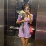 Mithila Palkar Instagram - I love Lilies. You didn’t ask. But I’m telling you. Okay, thanks for listening. Good day! ^.^