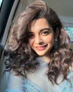 Mithila Palkar Instagram - Til gul ghya khoop goad goad bolaaaa! ^.^

Happy Makar Sankrant! Happy Pongal! ♥️♥️♥️✨✨✨