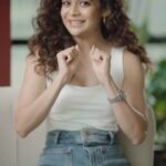 Mithila Palkar Instagram - Never a coincidence when it comes to our special number ‘7’ Now come witness the Tata IPL with me on the Jio Cinema app, download now! #IPLonJioCinema @officialjiocinema