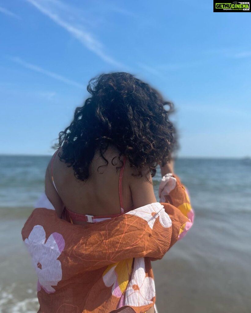 Mithila Palkar Instagram - This holiday season, I’m reminiscing one of the best holidays I had while dreaming of the next ☺️🏖️ Coney Island