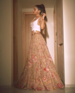Mithila Palkar Instagram - S T R E.E T C O U T U R E - a fun way to mix up comfort and comfortable couture ;) Lehenga @taruntahiliani Rings @aquamarine_jewellery @minerali_store @bloome.in Bracelets @bloome.in Styling @shreejarajgopal Style team @dhwanii.jain Make up @sahithya.shetty Hair @krishnakami Photographer @kadamajay #HTMS2023 #HTMostStylishAwards