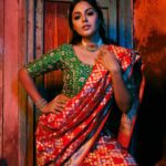 Monal Gajjar Instagram - Shot by @theabhivalera Shot for @monal_gajjar Outfit by @mangalya_sarees Hair and makeup by @makeoversbyrutudalal Video by @kpfilms31 #monalgajjar #actress #acting #modeling #photoshoot #sareelove #fashionstyle #fashionmodel #fashiongram #fashionlover #fashionaddict #fashionable #photography #photographer #portraitphotography #brandphotography #indianfashion #saree #sareefashion Ahmedabad, India