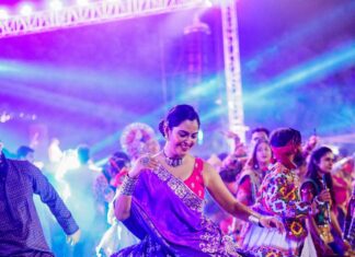 Monal Gajjar Instagram - 🧿What beautiful perfect garaba night experience loved it @jigrra. Thank you for inviting me. 😇🥰😇💃💃🎵🎵 Special thanks for perfect garba pic📸 by @_varis_5 🙏 Style by :- @styleitwithniki 👗:- @heer.boutique Jewellery:- @the_beta_girl #navratri #ootd #indianfashion #garba #girl #dance #actor #monalgajjar #imqueen👸🏻👑 Baleshwar PartyPlot
