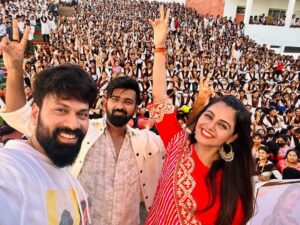 Monal Gajjar Instagram - #danceikon promotion on full swing. Special thanks to VVIT your energy is super 🥰🤗🥰 love you all🙏🙏