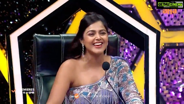 Monal Gajjar Instagram - Jai shri krishna๐๐ฆ๐ Super happy to announce My new project with @oak_entertainments โ Dance ikonโ coming soon on @ahavideoin Are you ready?๐๐ฅณ๐ #danceikon #aha #realityshow #monalgajjar #telugu Hyderabad, India