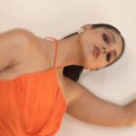 Monal Gajjar Instagram – Shubh yatra ‘s premiere night….

Getting ready  with orange in 🍊 🟧.

@monal_gajjar x @aanalsavaliya 

@team_aanalsavaliyaorange 

@idivyeshtalaviya 

@dvfashionstudio Ahmedabad (આપણુ અમદાવાદ)
