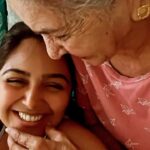 Monal Gajjar Instagram – My Manju maa is my favourite. Do u spend time with your grandparents? What is best memories with your grand parents share with me in comments…. It’s my favourite song from movie nadi dosh very talented musician @dr.kedar & lyrics by my favourite @milindosphere 🧿🥰🧿

#grandmother